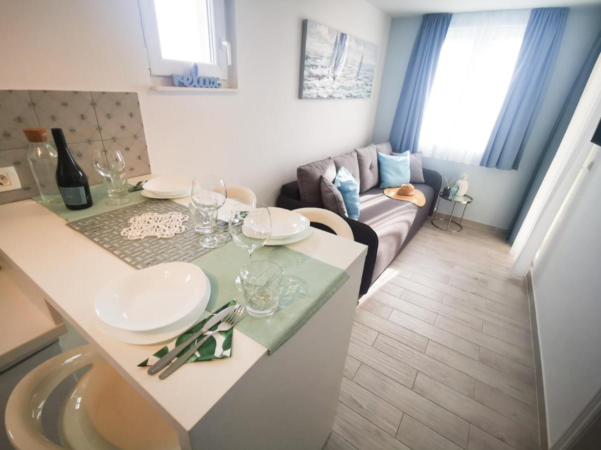 Rita Apartments - Sea-View Apartment 2Plus1 Tučepi Eksteriør billede
